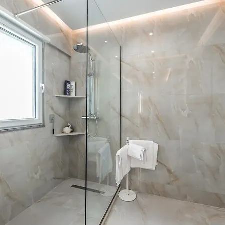 Sea View Luxury Apartment